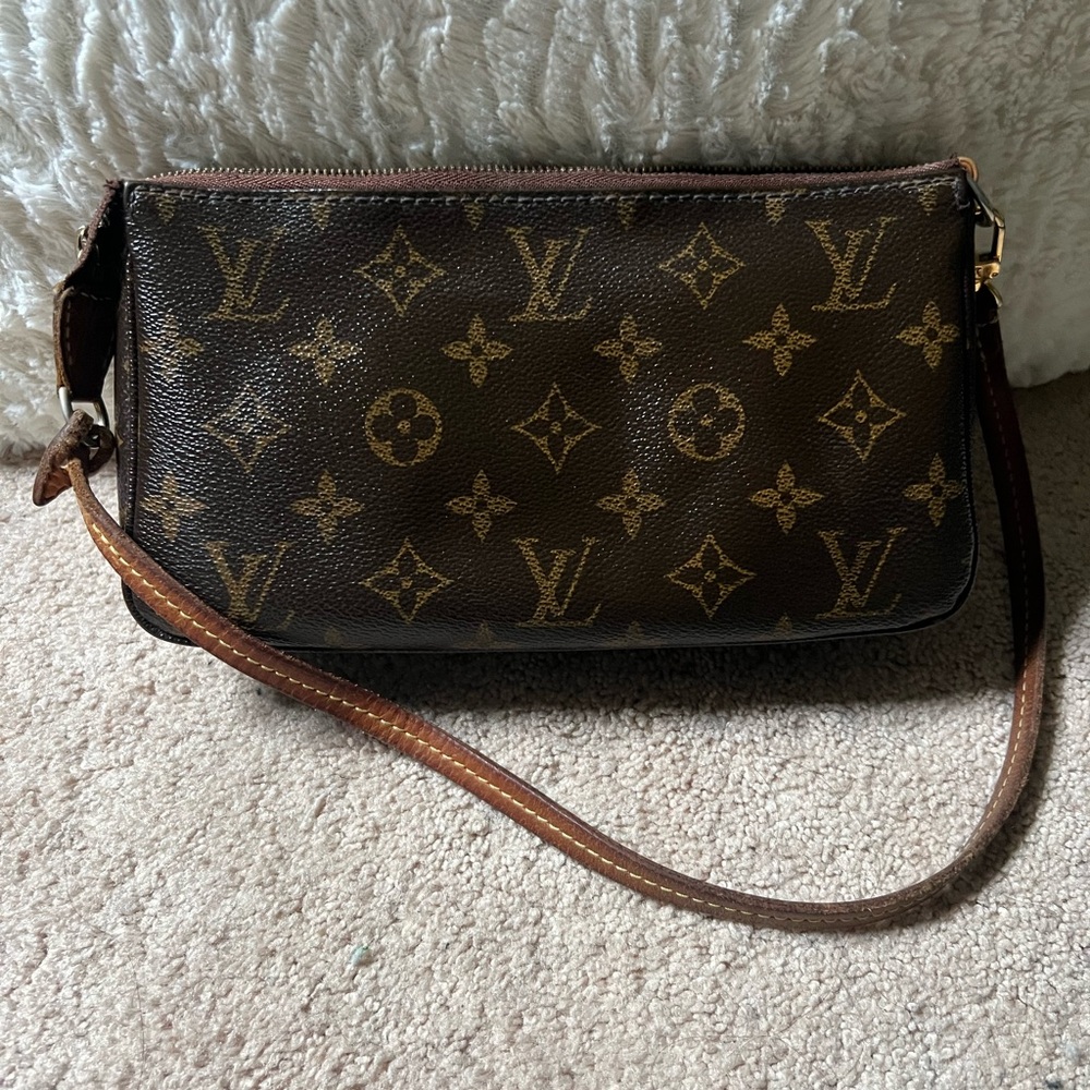🔥 Louis Vuitton Pochette Accessoires NM